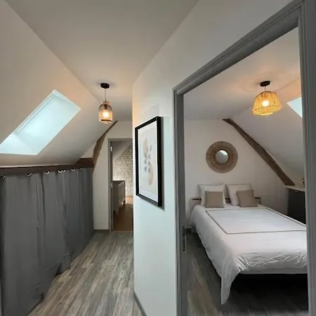 Charmante Maison De Bourg Cosy Acces Wifi Sepmes Buitenkant foto