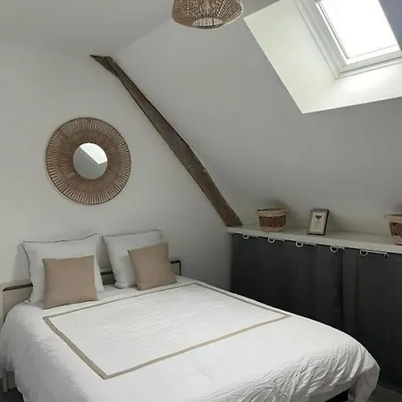 Charmante Maison De Bourg Cosy Acces Wifi Sepmes Buitenkant foto